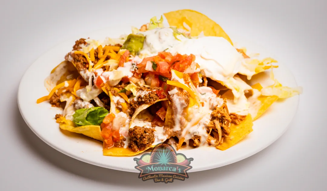Nachos Monarcas with Ground Beef